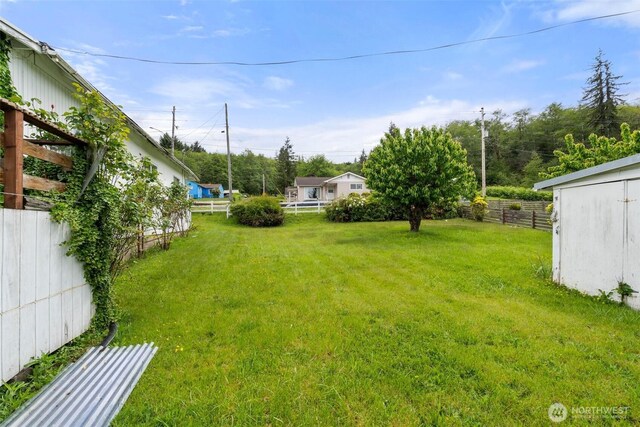 2162 Harvard St, Raymond, WA 98577 - photo 22