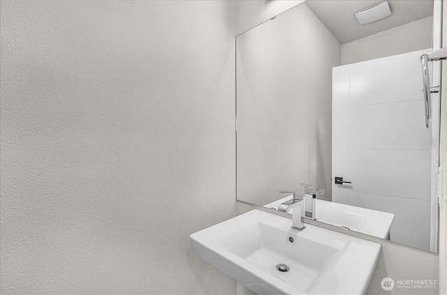 8922 NE 173rd Pl Unit A, Bothell, WA 98011 - bathroom with a textured wall