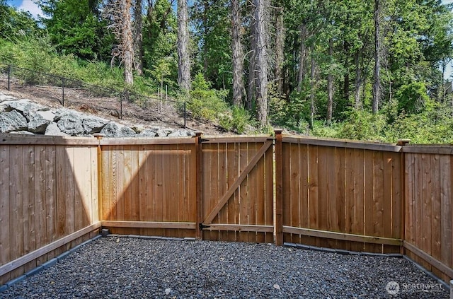 8922 NE 173rd Pl Unit A, Bothell, WA 98011 - view of gate