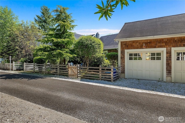 34 Seastar Ln, Pacific Beach, WA 98571 - view of front facade with roof with shingles