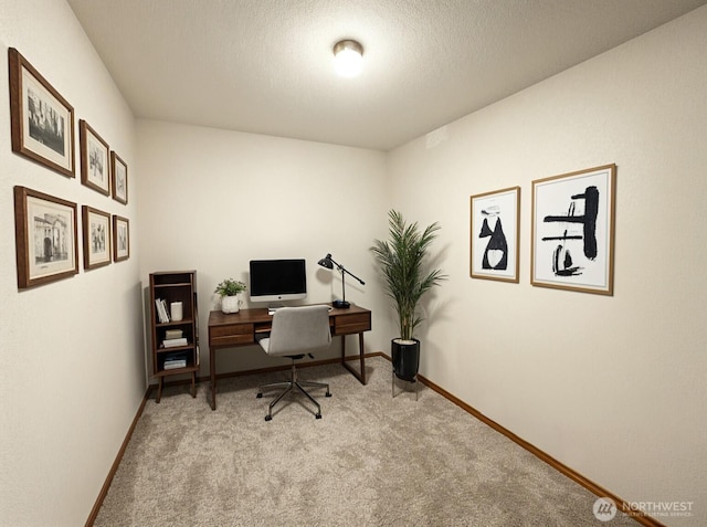 10802 NE 27th Ct, Vancouver, WA 98686 - carpeted office space featuring baseboards