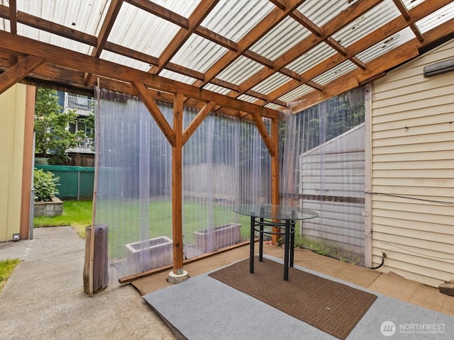 4116 25th Ave SW, Seattle, WA 98106 - view of unfurnished sunroom