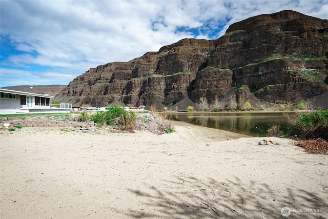8818 Crescent Bar Rd NW Unit 46, Quincy, WA 98848 - mountain view with a nearby body of water