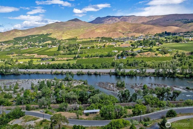 2080 Sleepy Hollow Rd, Wenatchee, WA 98801 - photo 1
