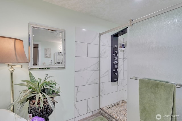 284 Division Ave, Morton, WA 98356 - full bathroom featuring a tile shower