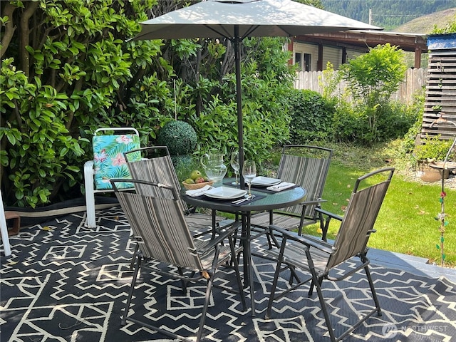 284 Division Ave, Morton, WA 98356 - view of patio / terrace featuring outdoor dining area