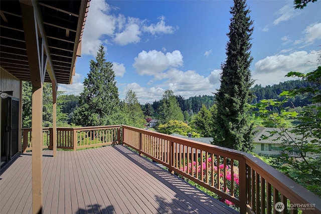 9430 Hoeder Ln, Bothell, WA 98011 - wooden terrace featuring a forest view