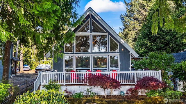 271 E Ballantrae Dr, Shelton, WA 98584 - back of house with a deck