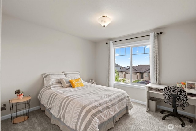 509 L NE, Quincy, WA 98848 - bedroom with light carpet, baseboards, and an office area