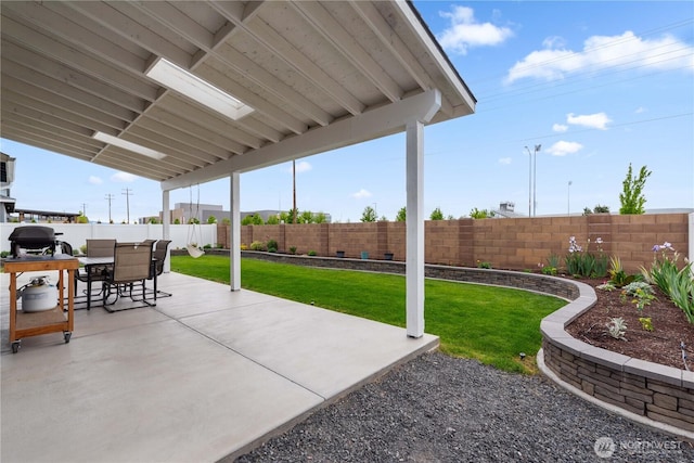509 L NE, Quincy, WA 98848 - view of patio featuring outdoor dining area