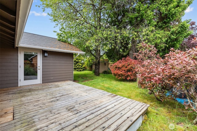 5003 219th St SW, Mountlake Terrace, WA 98043 - deck featuring a lawn