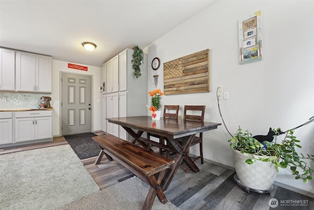 822 Filbert Rd, Cle Elum, WA 98922 - dining space featuring wood finished floors and baseboards
