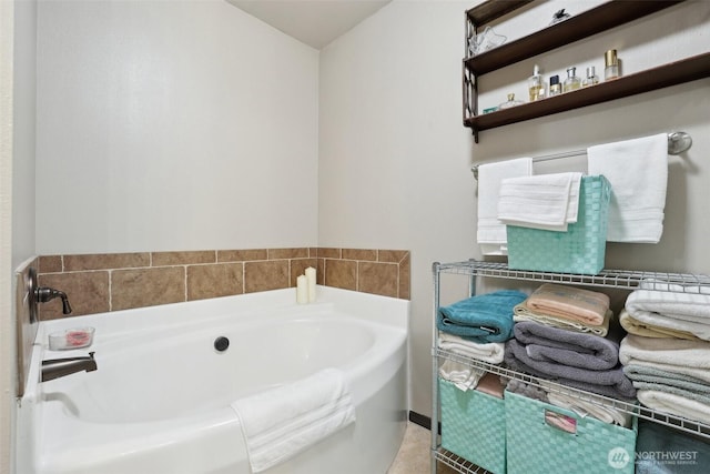 822 Filbert Rd, Cle Elum, WA 98922 - full bathroom with a bath
