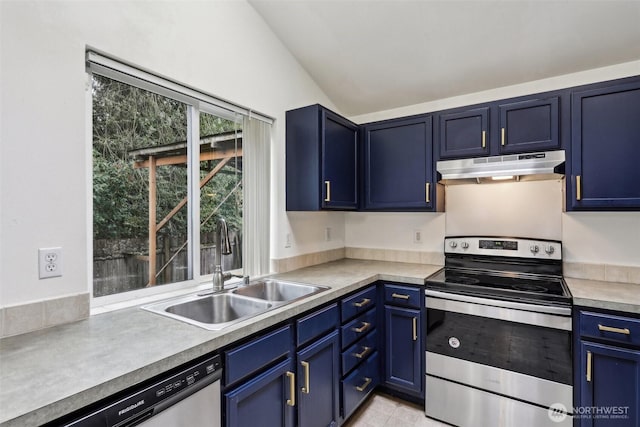 8411 68th Avenue Ct SW, Lakewood, WA 98499 - kitchen with appliances with stainless steel finishes, under cabinet range hood, lofted ceiling, a sink, and blue cabinets