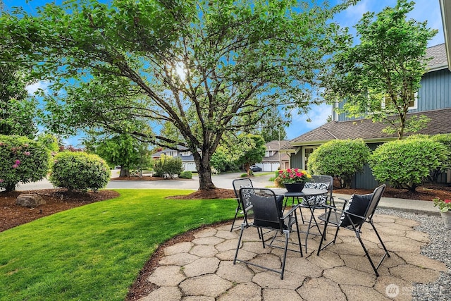 24228 SE 47th St, Sammamish, WA 98029 - view of patio / terrace