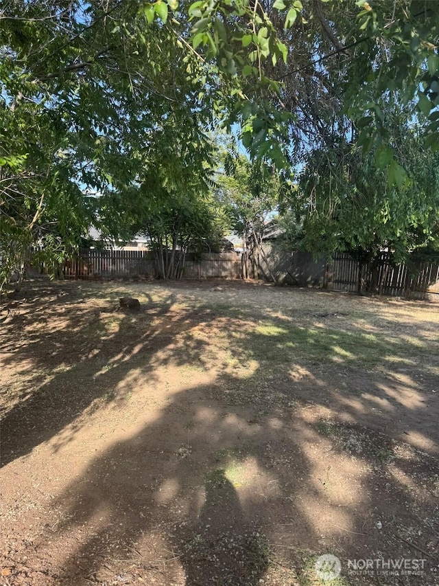303 Methow St, Wenatchee, WA 98801 - view of fenced backyard