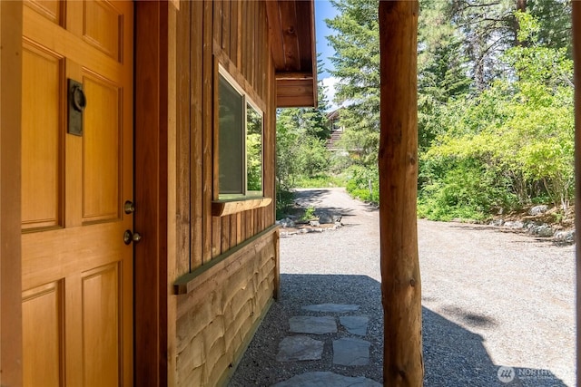 98 Homestead Rd, Winthrop, WA 98862 - view of entryway
