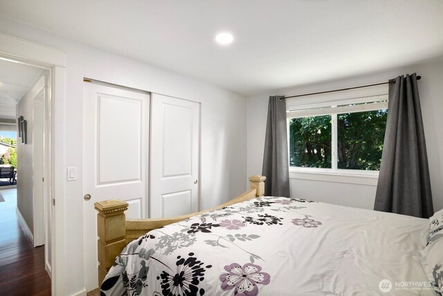 13632 SE Fairwood Blvd, Renton, WA 98058 - bedroom featuring a closet, wood finished floors, and recessed lighting