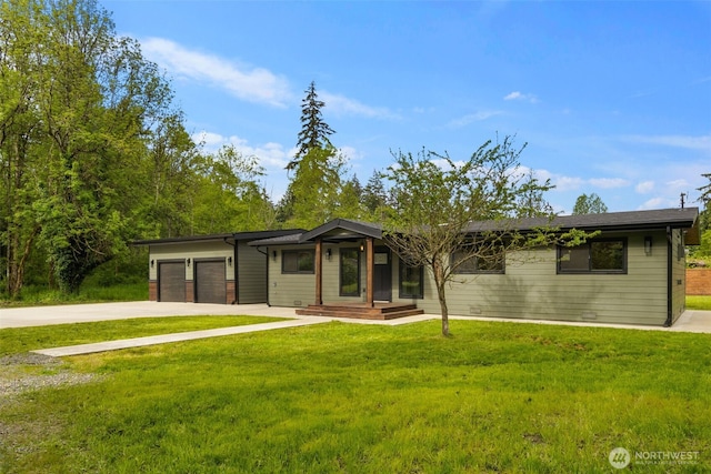 4821 S 364th St, Auburn, WA 98001 - view of front facade featuring a garage, driveway, and a front yard
