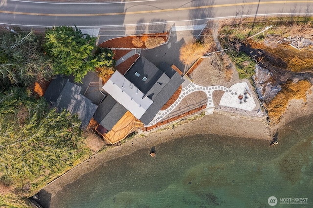 8811 SW Quartermaster Dr, Vashon, WA 98070 - aerial view of property and surrounding area