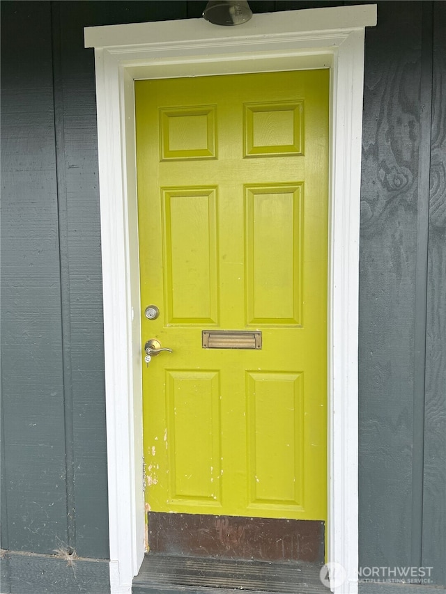 211 E Cherry St, Centralia, WA 98531 - view of doorway to property