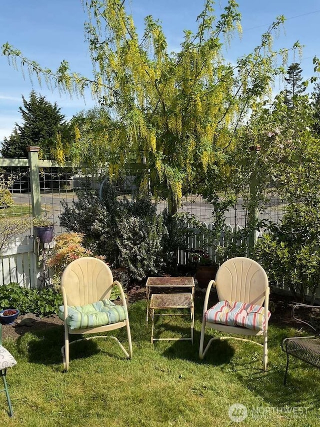 1403 Thomas St, Port Townsend, WA 98368 - view of yard