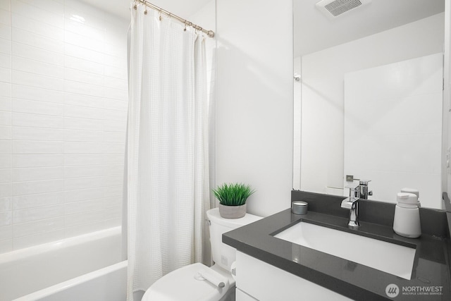 1055 S Cloverdale, Seattle, WA 98108 - full bathroom with vanity, toilet, and shower / bath combo