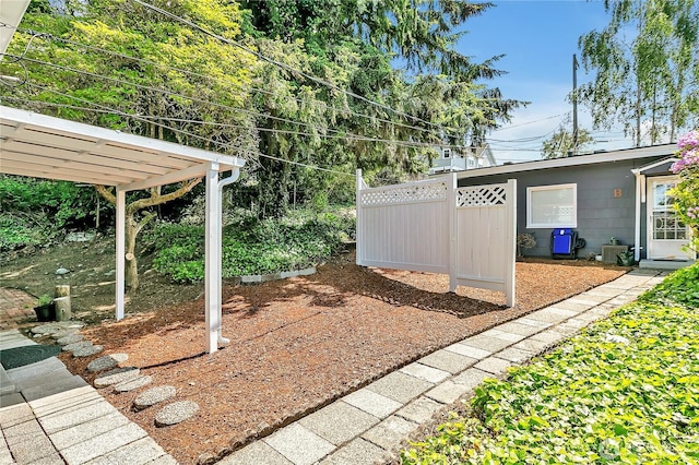 9024 29th St W, University Place, WA 98466 - view of yard