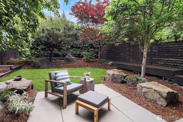 2222 Broadway E, Seattle, WA 98102 - view of patio