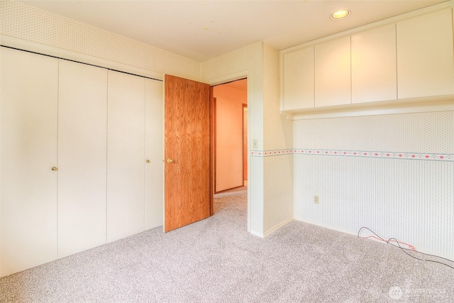 703 Tanarae Pl, Yakima, WA 98908 - unfurnished bedroom with carpet flooring, a closet, and recessed lighting