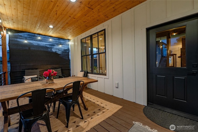 515 Mitchell St, Sumas, WA 98295 - wooden terrace with outdoor dining space