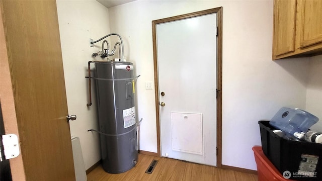 390 4th Ave SE, Ephrata, WA 98823 - utilities with electric water heater