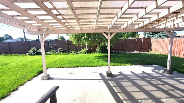 390 4th Ave SE, Ephrata, WA 98823 - view of patio featuring a pergola