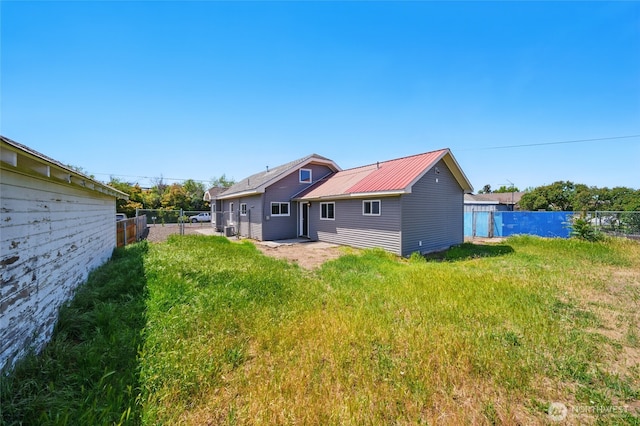 1128 W Elm St, Walla Walla, WA 99362 - back of property with metal roof