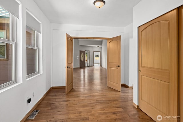 706 S A St, Roslyn, WA 98941 - hall featuring wood finished floors and baseboards