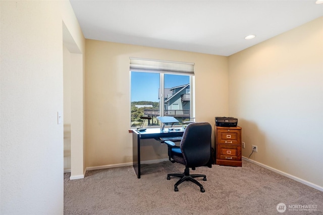 927 Pheasant Run, Westport, WA 98595 - carpeted home office featuring baseboards and recessed lighting