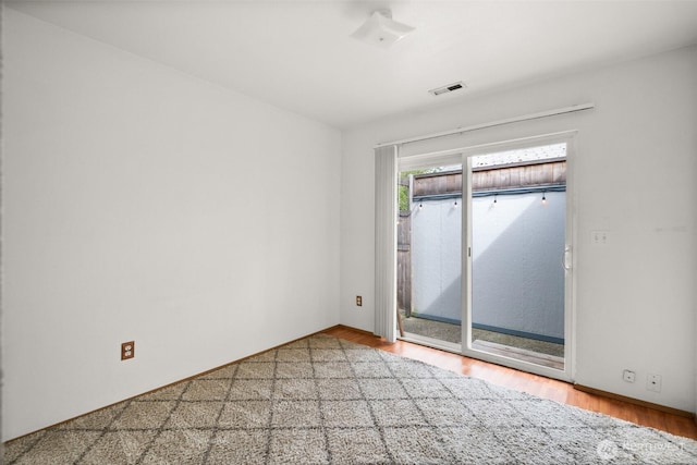 515 Forest Park St, Port Orchard, WA 98366 - unfurnished room with wood finished floors