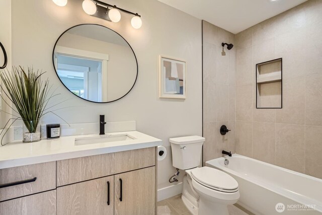 524 27th Ave, Seattle, WA 98122 - full bathroom featuring toilet, vanity, bathing tub / shower combination, baseboards, and tile patterned flooring