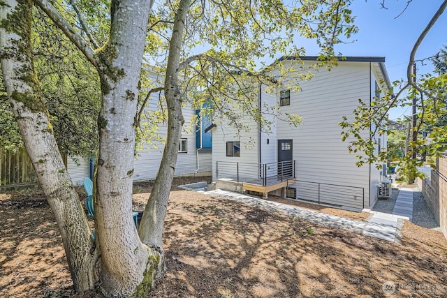 524 27th Ave, Seattle, WA 98122 - view of rear view of property
