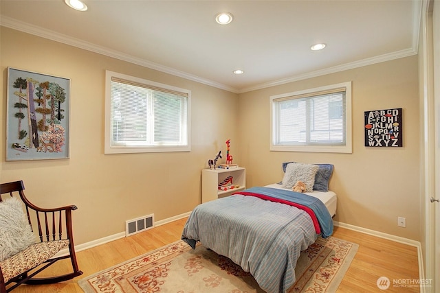614 NW 126th Pl, Seattle, WA 98177 - bedroom with wood finished floors, crown molding, and recessed lighting