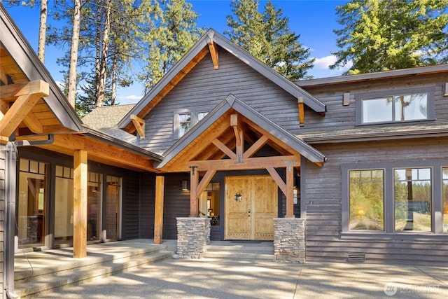 950 Coal Mine Way, Cle Elum, WA 98922 - view of front of house with a shingled roof and a porch