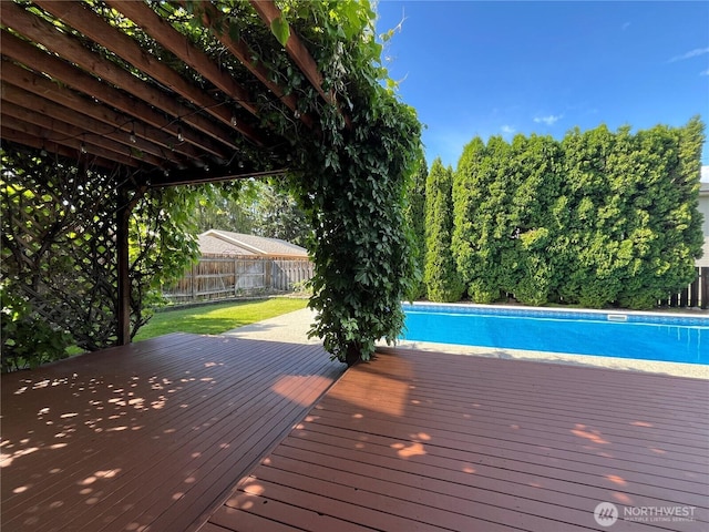1516 4th St, Wenatchee, WA 98801 - wooden terrace with a fenced backyard