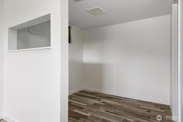 13371 Eagle St, Anacortes, WA 98221 - unfurnished room featuring wood finished floors and baseboards