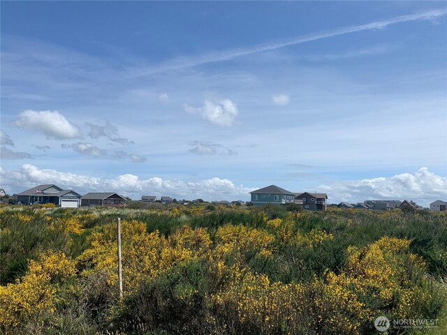 458 W Wind St, Ocean Shores, WA 98569