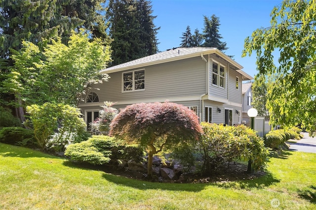 1211 6th Pl S, Edmonds, WA 98020 - view of property exterior with a yard