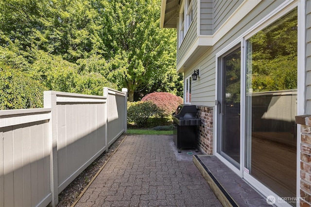 1211 6th Pl S, Edmonds, WA 98020 - view of patio with grilling area