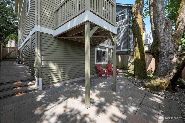 1126 24th Ave, Seattle, WA 98122 - view of patio / terrace featuring a balcony