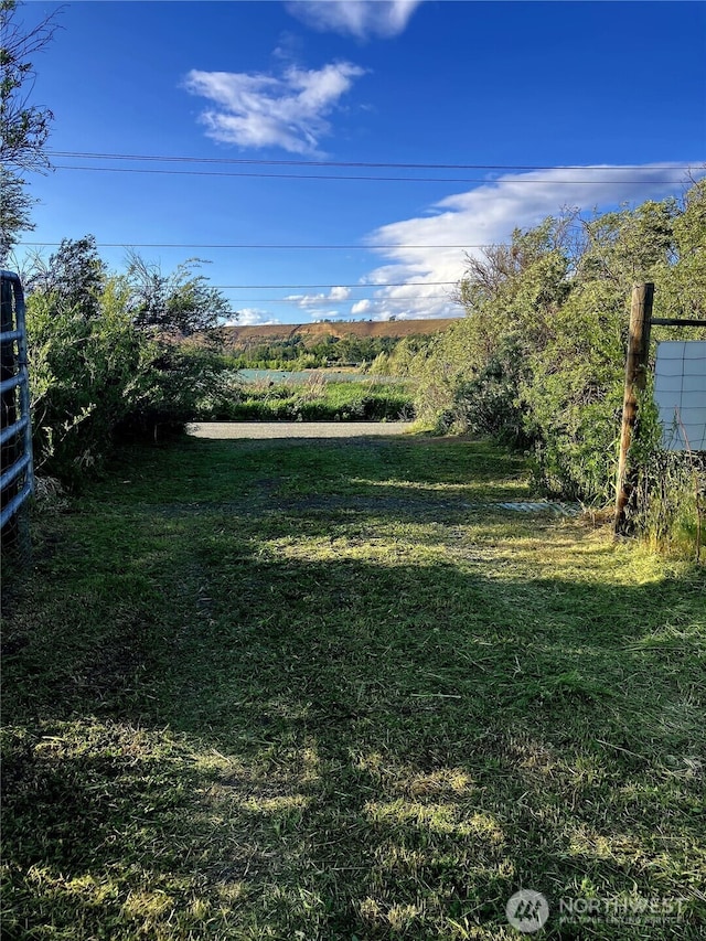 300 Wade Rd, Thorp, WA 98946