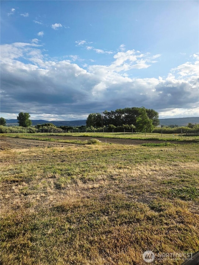 300 Wade Rd, Thorp, WA 98946