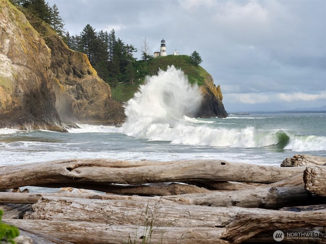 7127 Ortelius Dr, Ilwaco, WA 98624 - water view